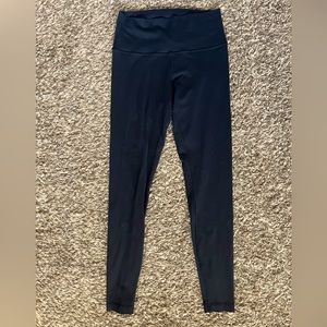 Lululemon wonder under size 8